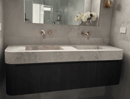 Arlo Vanity 